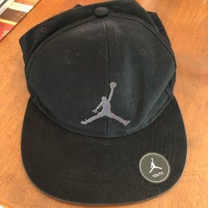 Jordan black youth hat adjustable